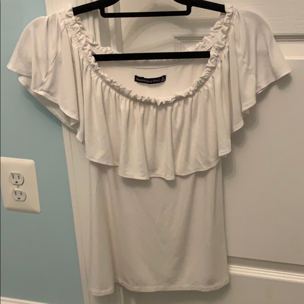 Off-the-shoulder Abercrombie & Fitch top